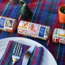 Load image into Gallery viewer, Eleanor Bowmer Santa Novelty Christmas Crackers (Set of 6)