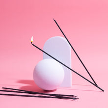 Load image into Gallery viewer, Fine Spiral Candles Black (Pk 16)