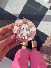 Load image into Gallery viewer, Kewpie Keychain