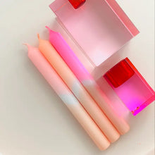 Load image into Gallery viewer, Pink Stories Candles Dip Dye Glossy * Platin