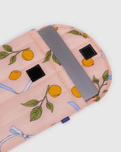 Load image into Gallery viewer, Baggu -Puffy Laptop Sleeve 13/14" Apricots & Ribbons