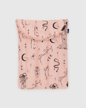 Load image into Gallery viewer, Baggu -Puffy Laptop Sleeve 13/14" Ballet Icons