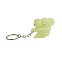 Load image into Gallery viewer, Smiski Keychain Pulling the Key