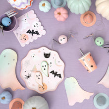 Load image into Gallery viewer, Ombre Halloween Pumpkin Plates (Pack 8)