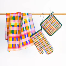 Load image into Gallery viewer, shuhlee Tea Towel Tartan