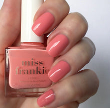 Load image into Gallery viewer, Miss Frankie Nail Polish On Vacay