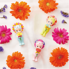 Load image into Gallery viewer, Sonny Angel Flower Gift