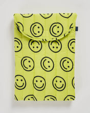 Load image into Gallery viewer, Baggu - Laptop Sleeve 16&quot; Yellow Happy