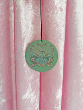 Load image into Gallery viewer, Swan Air Freshener