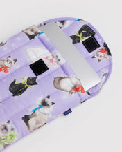 Load image into Gallery viewer, Baggu Puffy Laptop Sleeve 13&quot;/14&quot; Fancy Cats