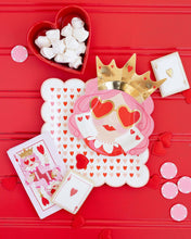 Load image into Gallery viewer, Queen of Hearts Plates (Pack 8)