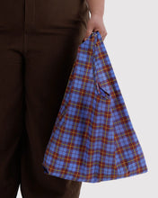 Load image into Gallery viewer, Baggu - Standard Baggu Blue Tartan