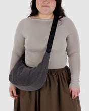 Load image into Gallery viewer, Baggu Medium Denim Crescent Bag Washed Black