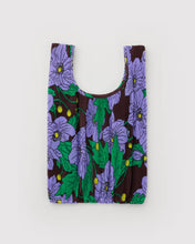 Load image into Gallery viewer, Baggu Pleated Maroon Poppy