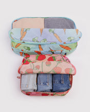 Load image into Gallery viewer, Baggu Large Packing Cube Set Carrots + Berries