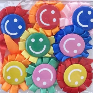 Smiley Face Ribbon Badges (Pack 8)
