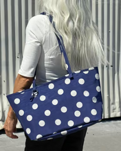 Load image into Gallery viewer, Baggu Nylon Reversible Tote - Navy Polka Dot Mix