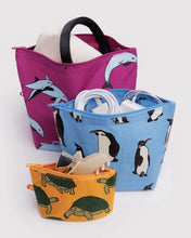 Load image into Gallery viewer, Baggu Go Pouch Set Vacation Animals