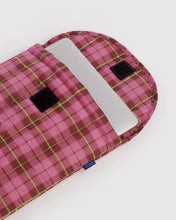 Load image into Gallery viewer, Baggu Puffy Laptop Sleeve 13"/14" Azalea Pink Tartan