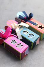 Load image into Gallery viewer, SWEETA Taffy Gift Box