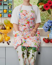 Load image into Gallery viewer, KIP &amp; Co. Meandering Meadow Linen Apron