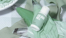 Load image into Gallery viewer, Colour Mill Oil Blend Colour 20mL Sage