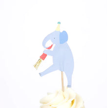 Load image into Gallery viewer, Animal Parade Party Cupcake Kit (Pk 24)