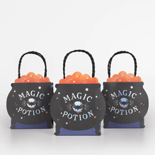 Load image into Gallery viewer, Making Magic Couldron Take Home Party Bags (Pack 8)