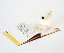 Load image into Gallery viewer, Snoopy First Light Lamp