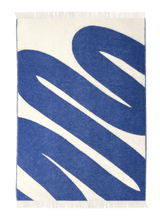 Load image into Gallery viewer, Maison Deux Swirl Blanket Kobalt Blue White
