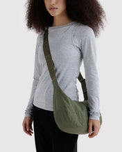 Load image into Gallery viewer, Baggu Small Nylon Crescent Bag - Caper