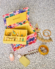 Load image into Gallery viewer, KIP &amp; Co. Wild Flowers In Bloom Velvet Jewellery Box Large