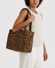 Load image into Gallery viewer, Baggu Everyday Cloud Bag Leopard
