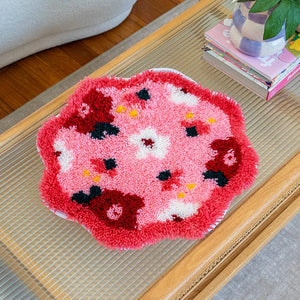 Craft Club PINK POSIES Rug Making Kit