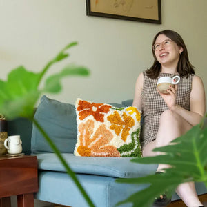Craft Club PRETTY PETALS - EARTHY Latch Hook Cushion Kit