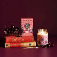 Load image into Gallery viewer, Ivy &amp; Wood Sugar Plum Limited Edition Christmas Candle