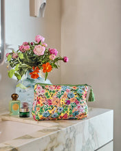 Load image into Gallery viewer, KIP &amp; Co. Alfresco Quilted Toiletry Cotton Bag