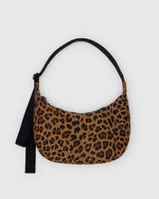 Load image into Gallery viewer, Baggu Medium Nylon Crescent Bag Leopard