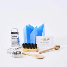 Load image into Gallery viewer, La Dolce Vita Mixed Stripe Crackers