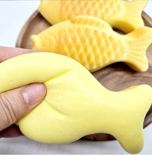 Load image into Gallery viewer, Korean Taiyaki Bread Squishy