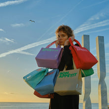 Load image into Gallery viewer, BOTTLE GREEN BON APPÉTIT ISOTHERMIC LUNCH BAG