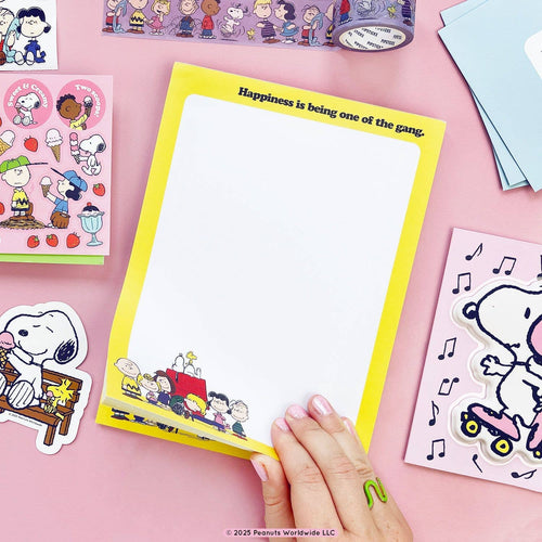 Peanuts One Of The Gang Notepad: 0001