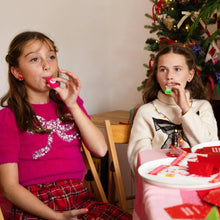 Load image into Gallery viewer, Christmas Kazoo Karaoke Game