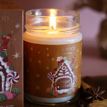 Load image into Gallery viewer, Ivy &amp; Wood Limited Edition Gingerbread Soy Christmas Candle