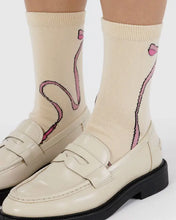 Load image into Gallery viewer, Baggu Crew Socks Pink Bow