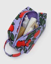 Load image into Gallery viewer, Baggu Dopp Kit Apple Tree