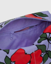 Load image into Gallery viewer, Baggu Dopp Kit Apple Tree