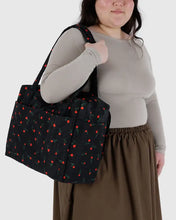 Load image into Gallery viewer, Baggu - Small Cloud Carry-On Painted Wildflower