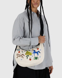 Baggu - Medium Nylon Crescent Bag Embroidered Painted Prairie
