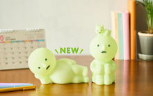 Load image into Gallery viewer, SMISKI Touch Lamp V2 Lounging